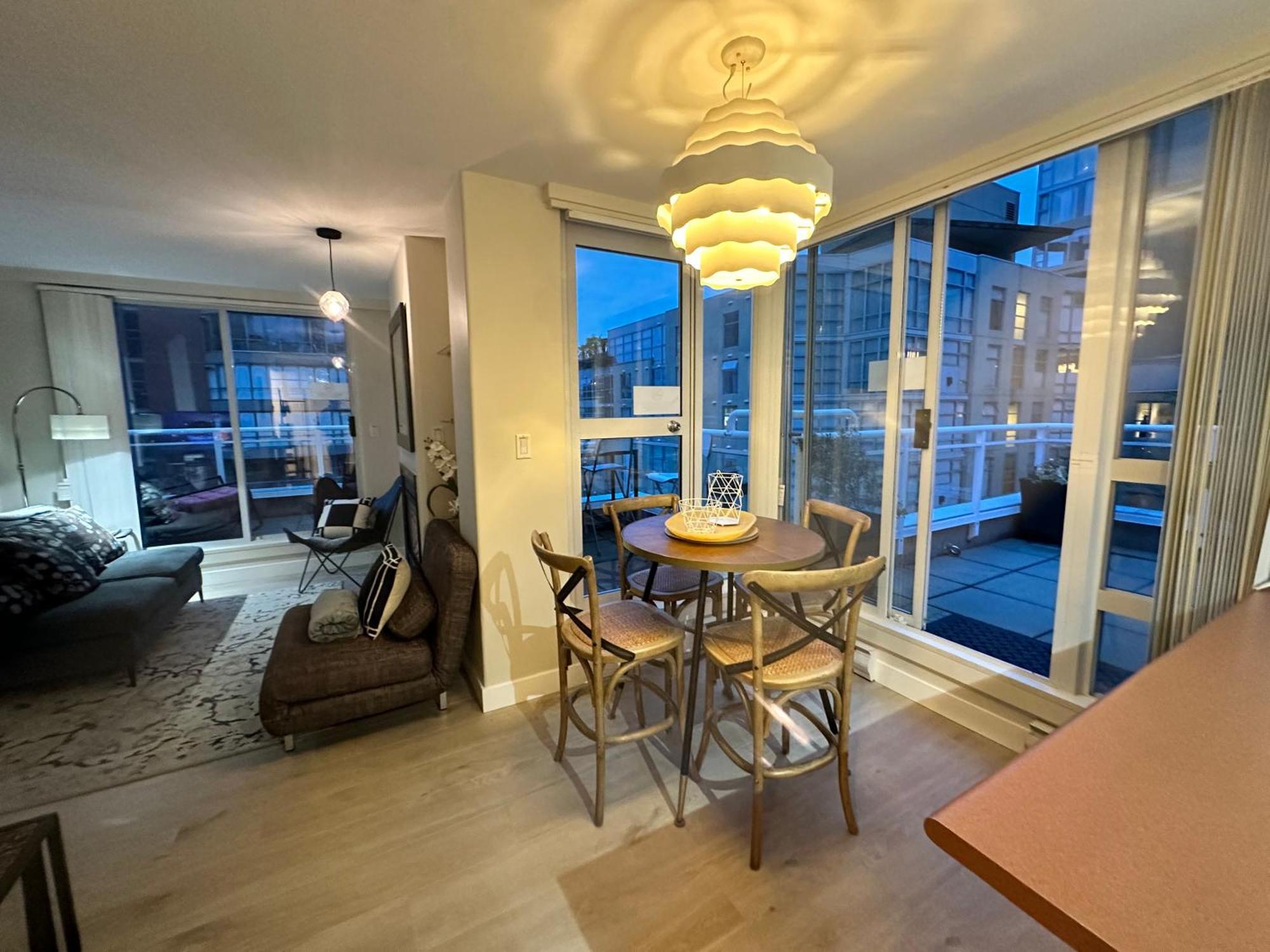 Penthouses Of Beach Ave Vancouver Extérieur photo