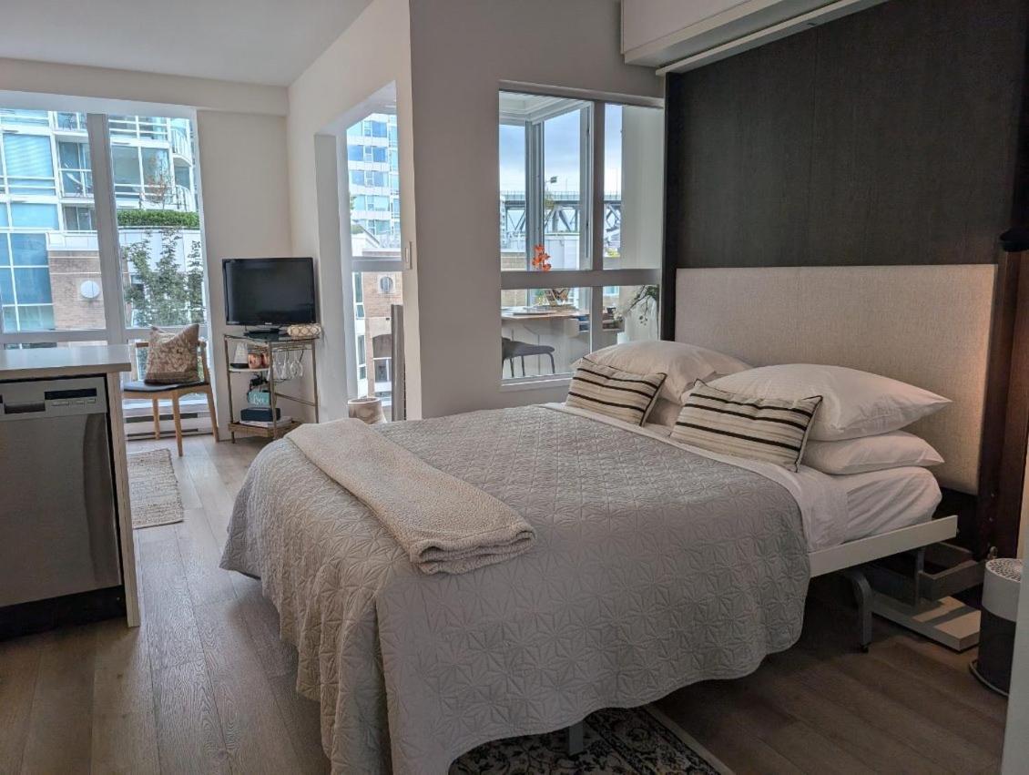 Penthouses Of Beach Ave Vancouver Extérieur photo